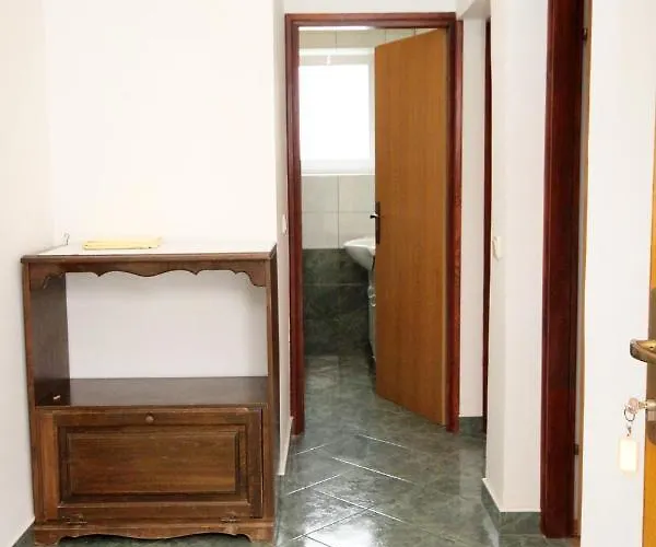 With A Parking Space Krk - 5422 Krk Town